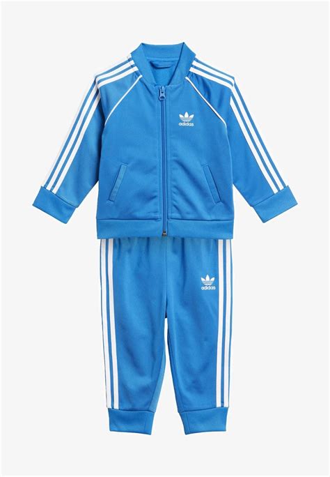 adidas verryttelypuku